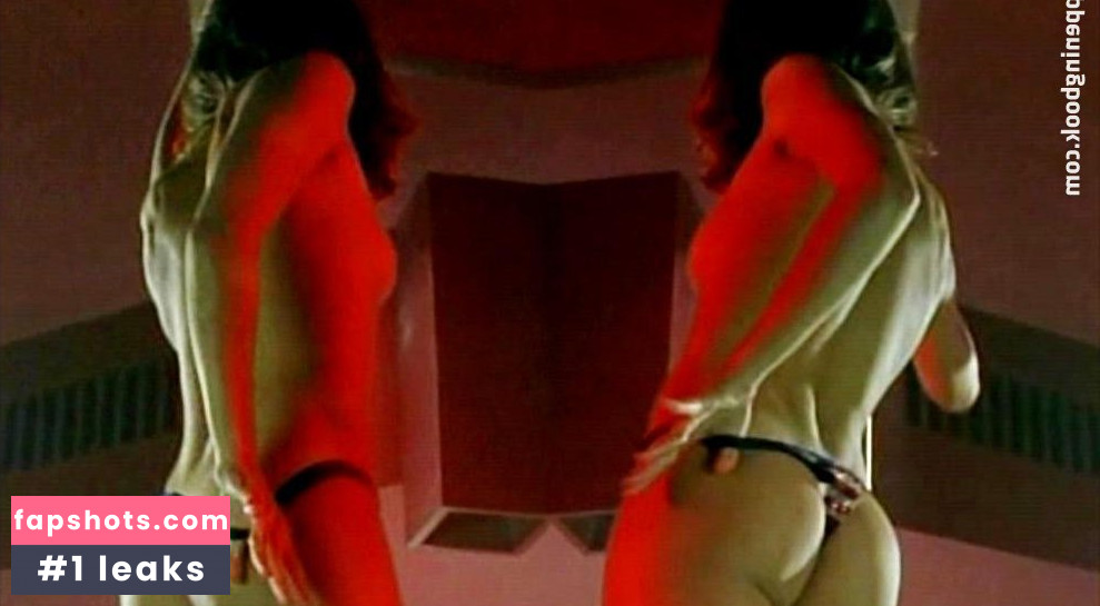 Stefanie Schmid gallery photo #17