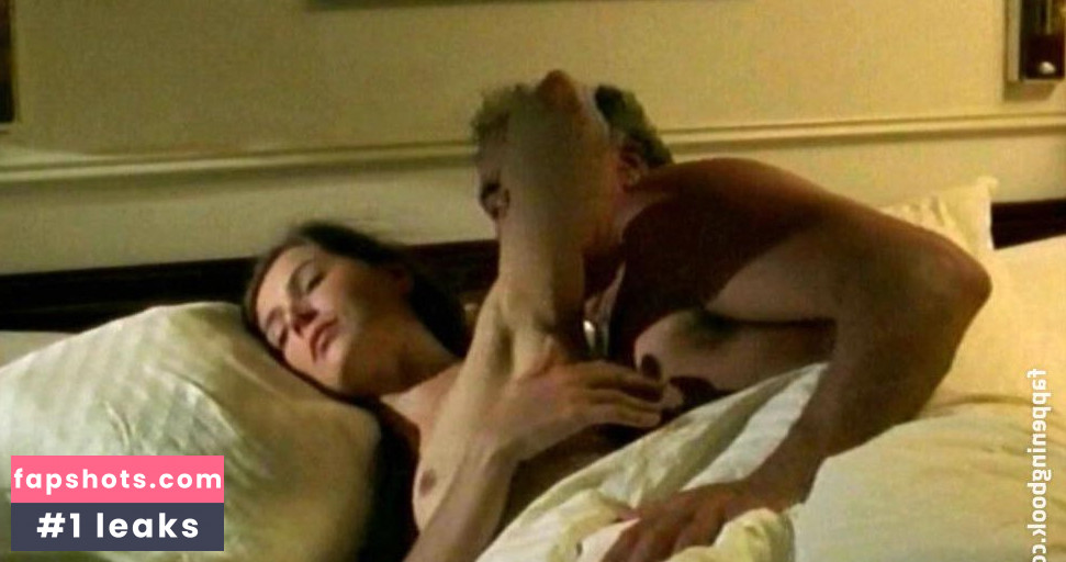 Stefanie Schmid gallery photo #9