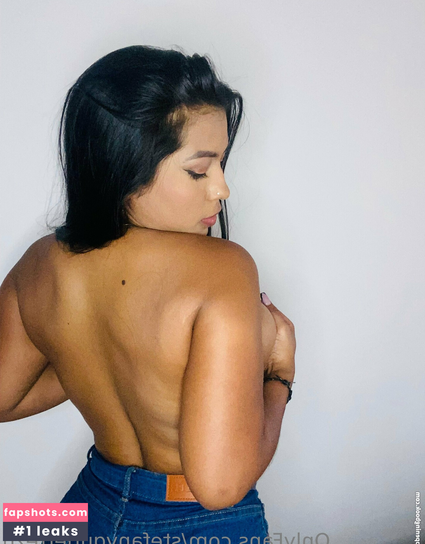 Stefany Gutierrezh gallery photo #8