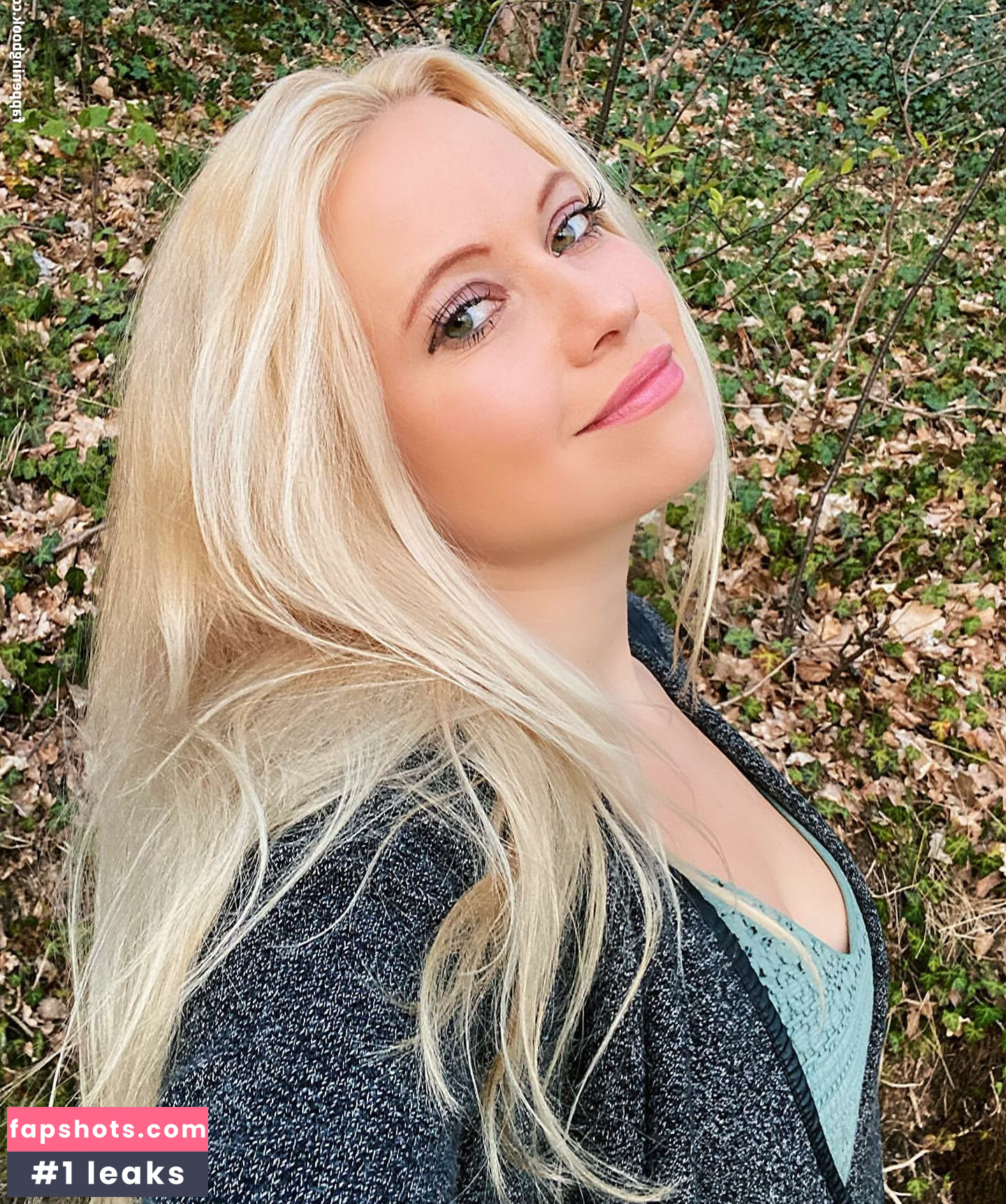 Steffi Landerer gallery photo #107