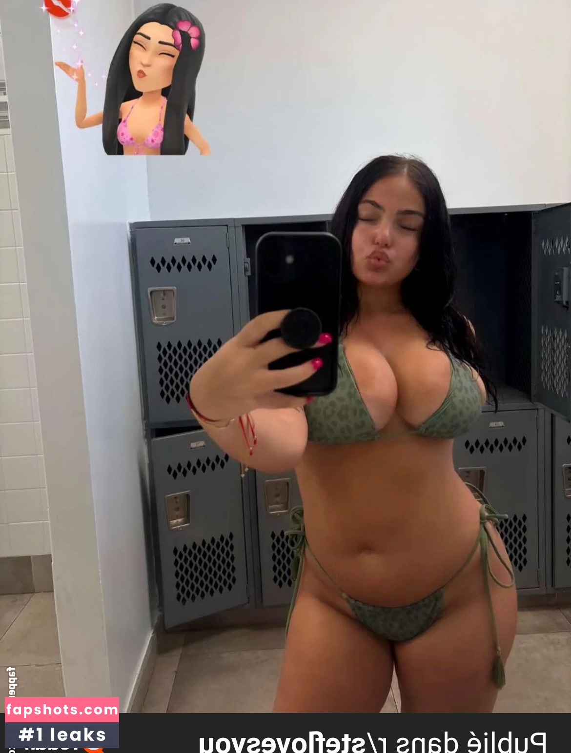 Steflovesyouu nude babe gallery