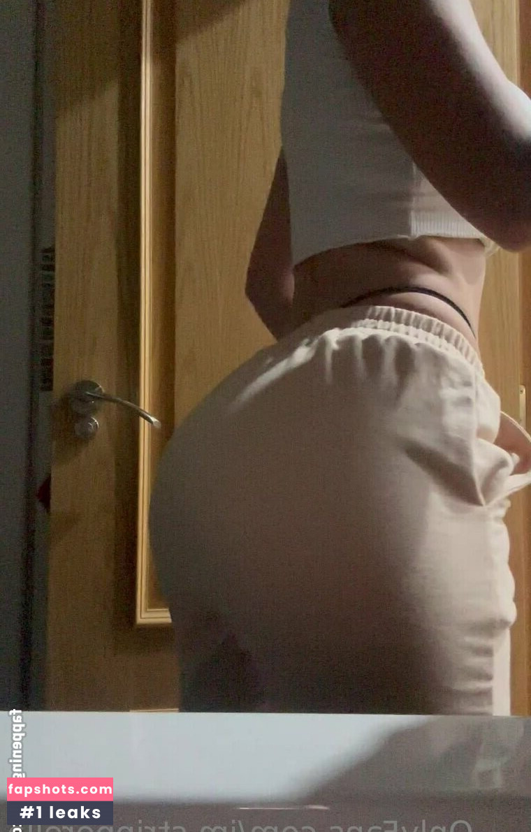 Steisy Malibu gallery photo #7