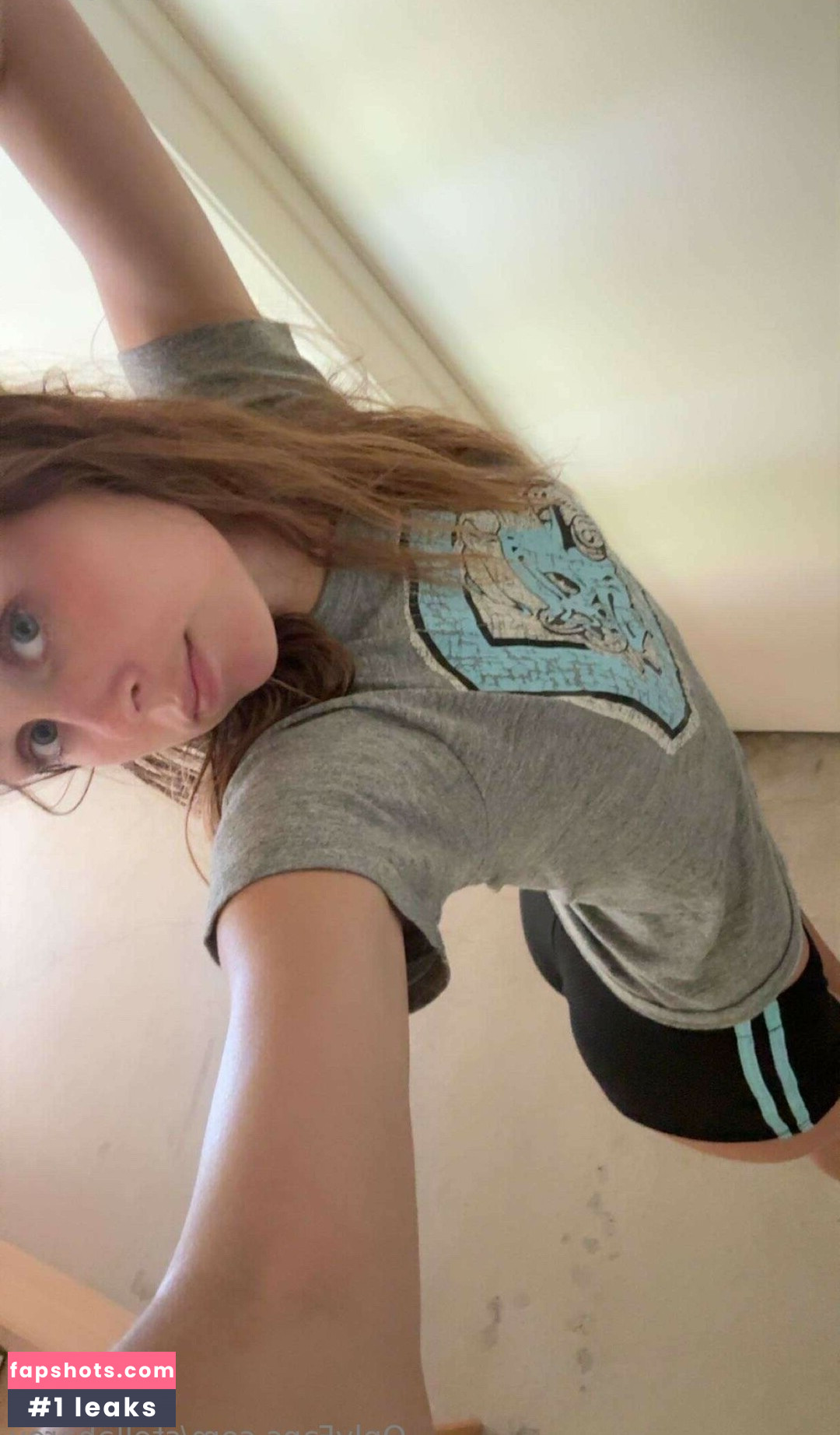 Stella Barey gallery photo #16