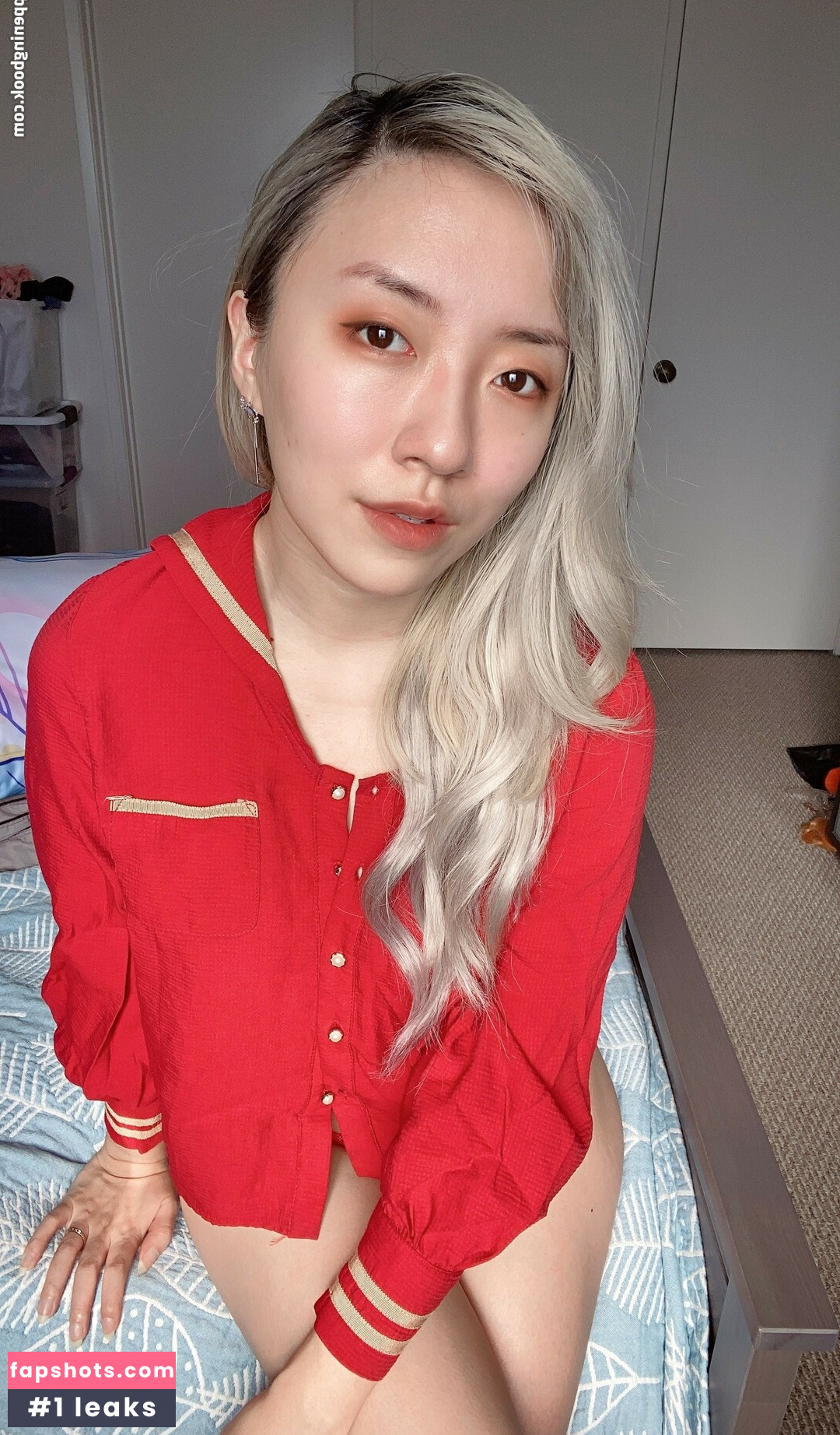 Stella Chu gallery photo #8