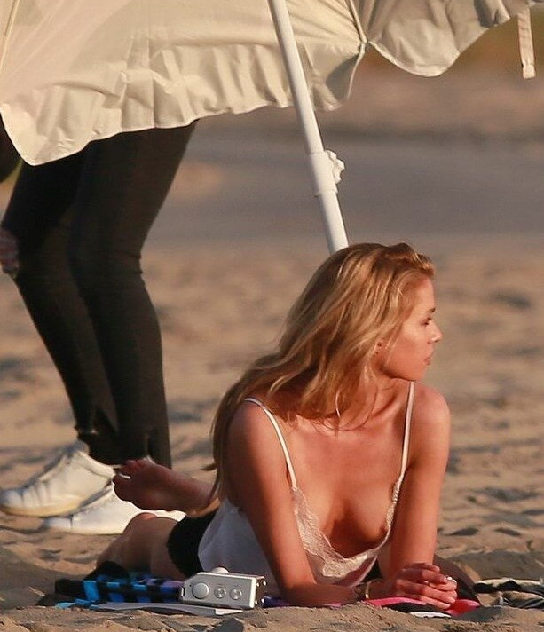 stella-maxwell gallery photo #1138