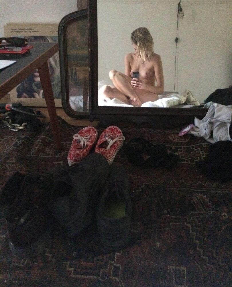 stella-maxwell gallery photo #1142