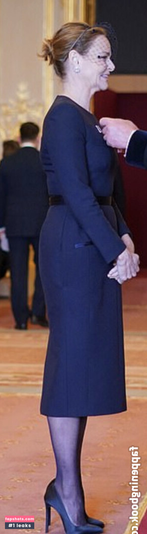 Stella McCartney nude babe gallery