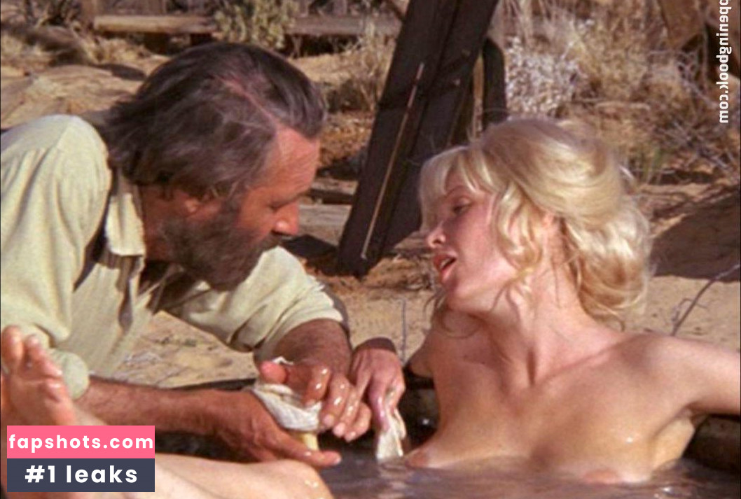 Stella Stevens gallery photo #18