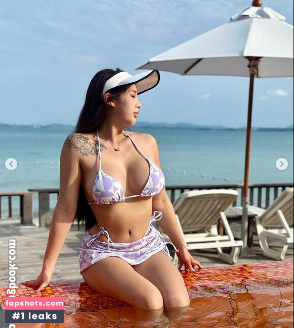 Stella Xu gallery photo #6