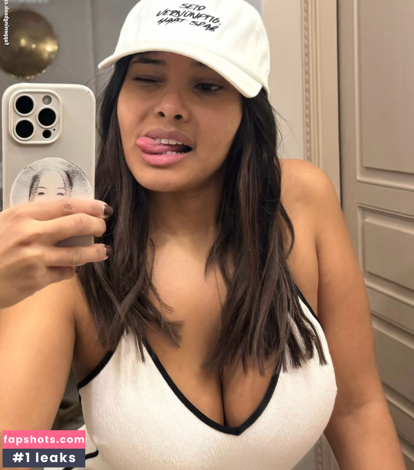 Steph Karl gallery photo #13