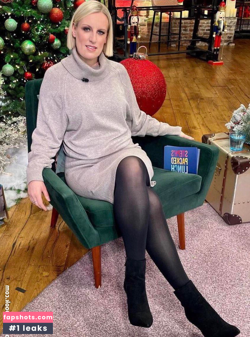 Steph McGovern gallery photo #11