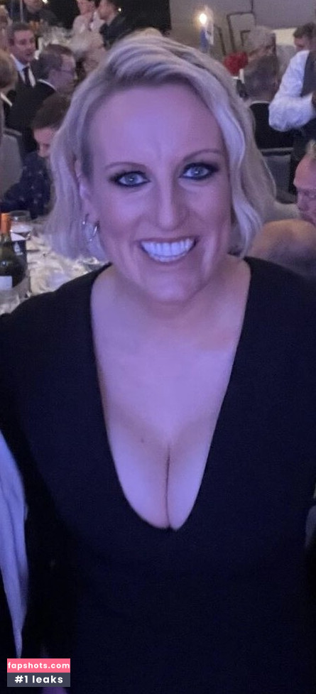 Steph McGovern gallery photo #14