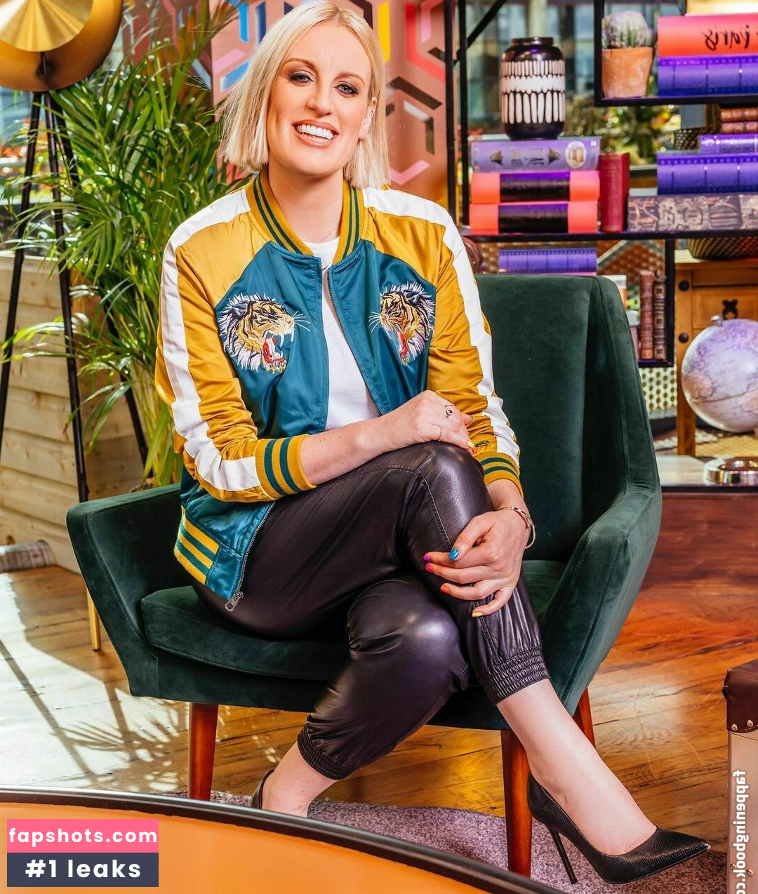 Steph McGovern gallery photo #6