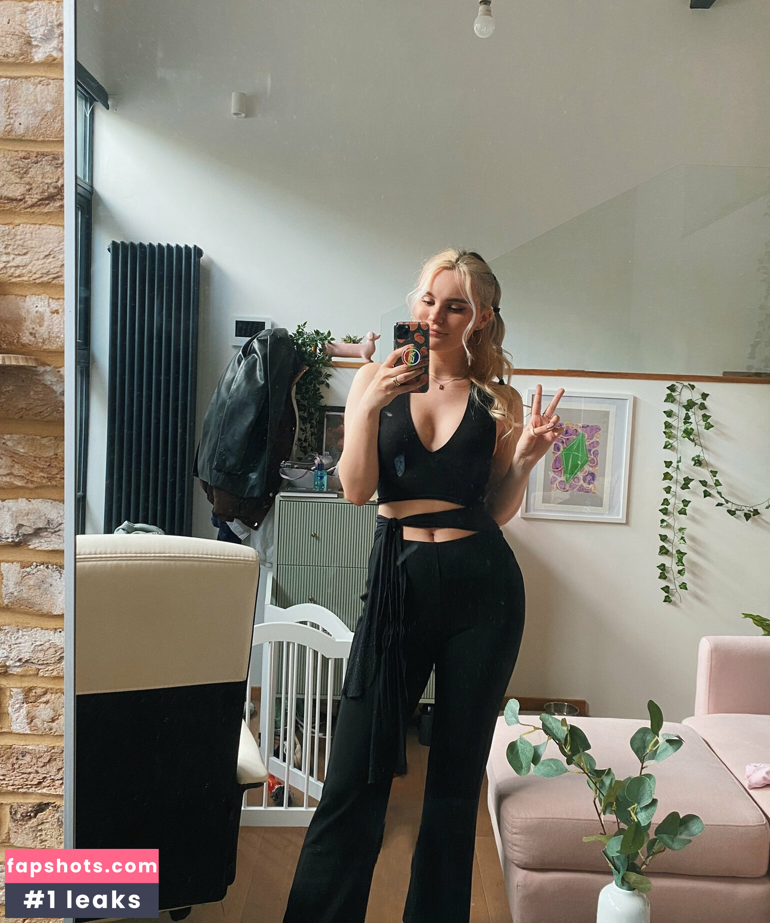 Steph0sims gallery photo #4