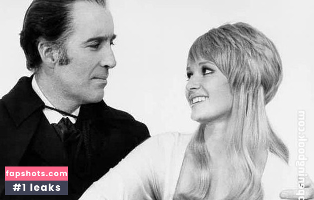 Stephanie Beacham gallery photo #20