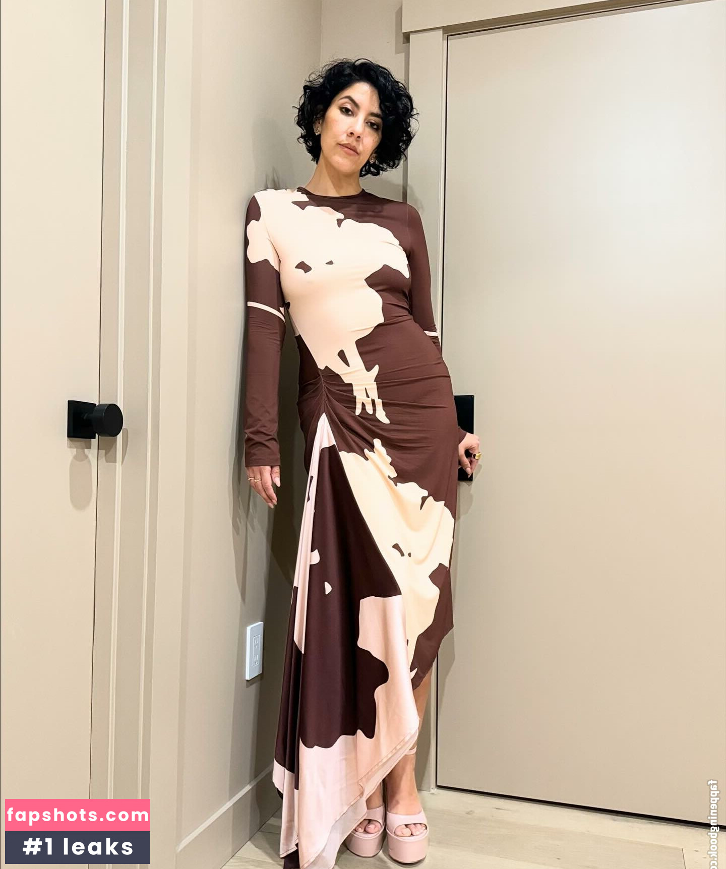 Stephanie Beatriz gallery photo #14