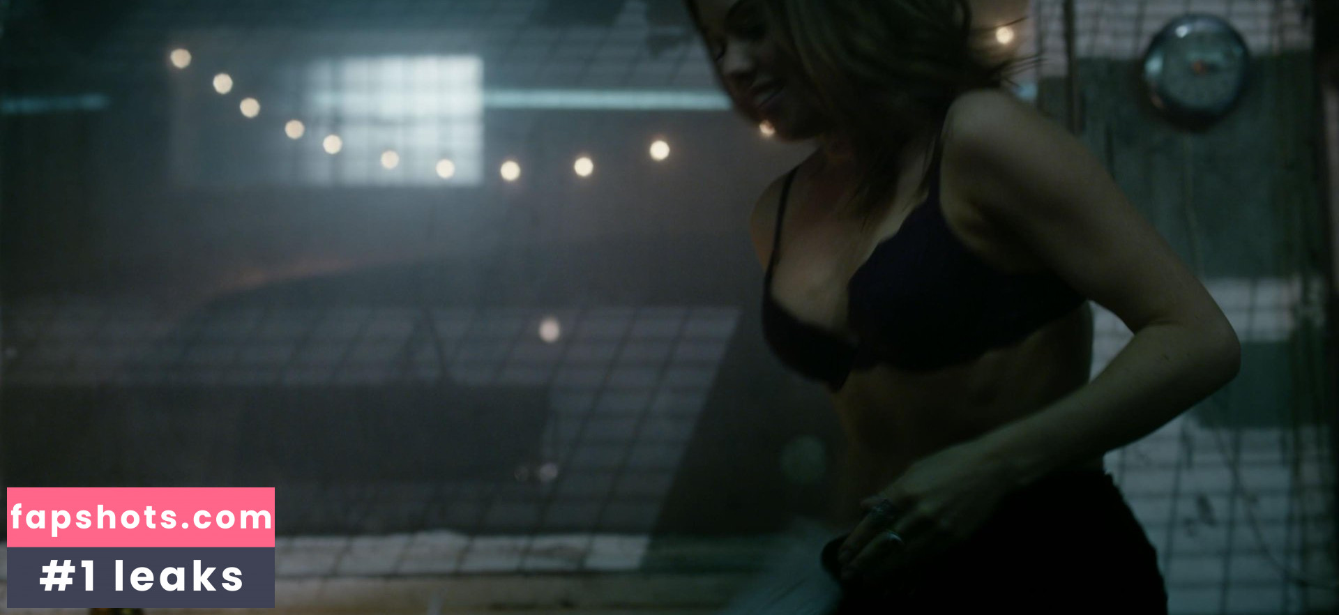 Stephanie Bennett gallery photo #3