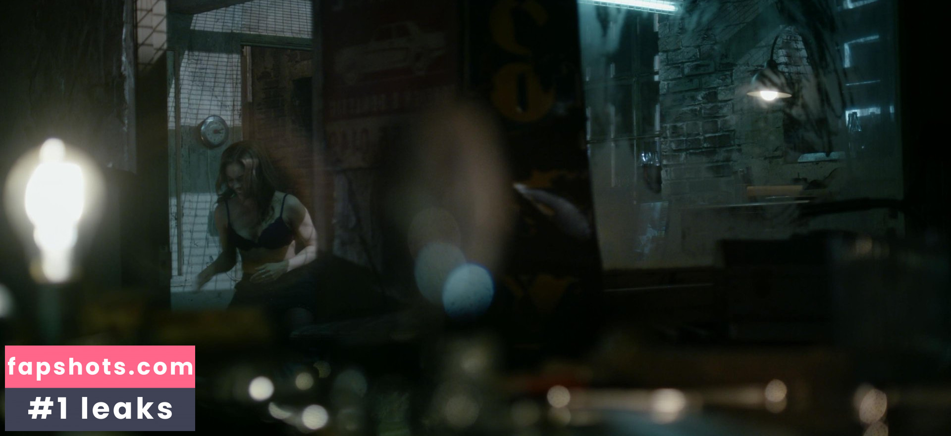 Stephanie Bennett gallery photo #5