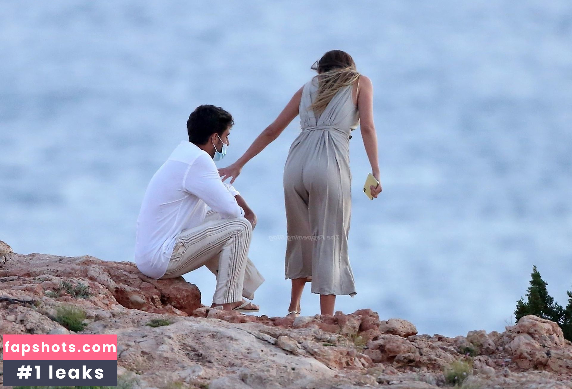 Stephanie Cayo gallery photo #92