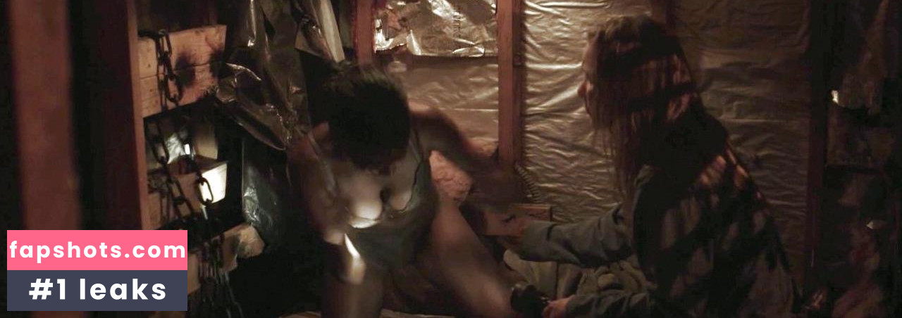 Stephanie Charles gallery photo #3