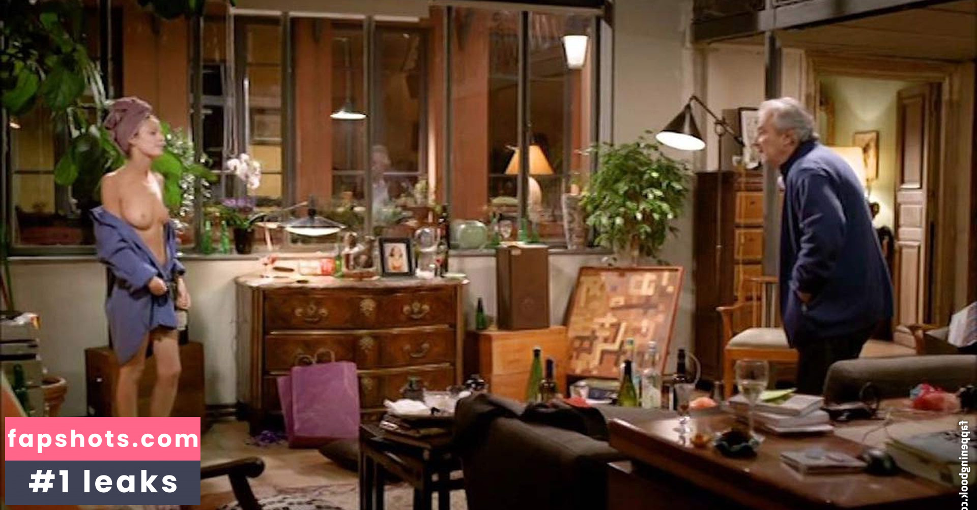 Stéphanie Crayencour gallery photo #11