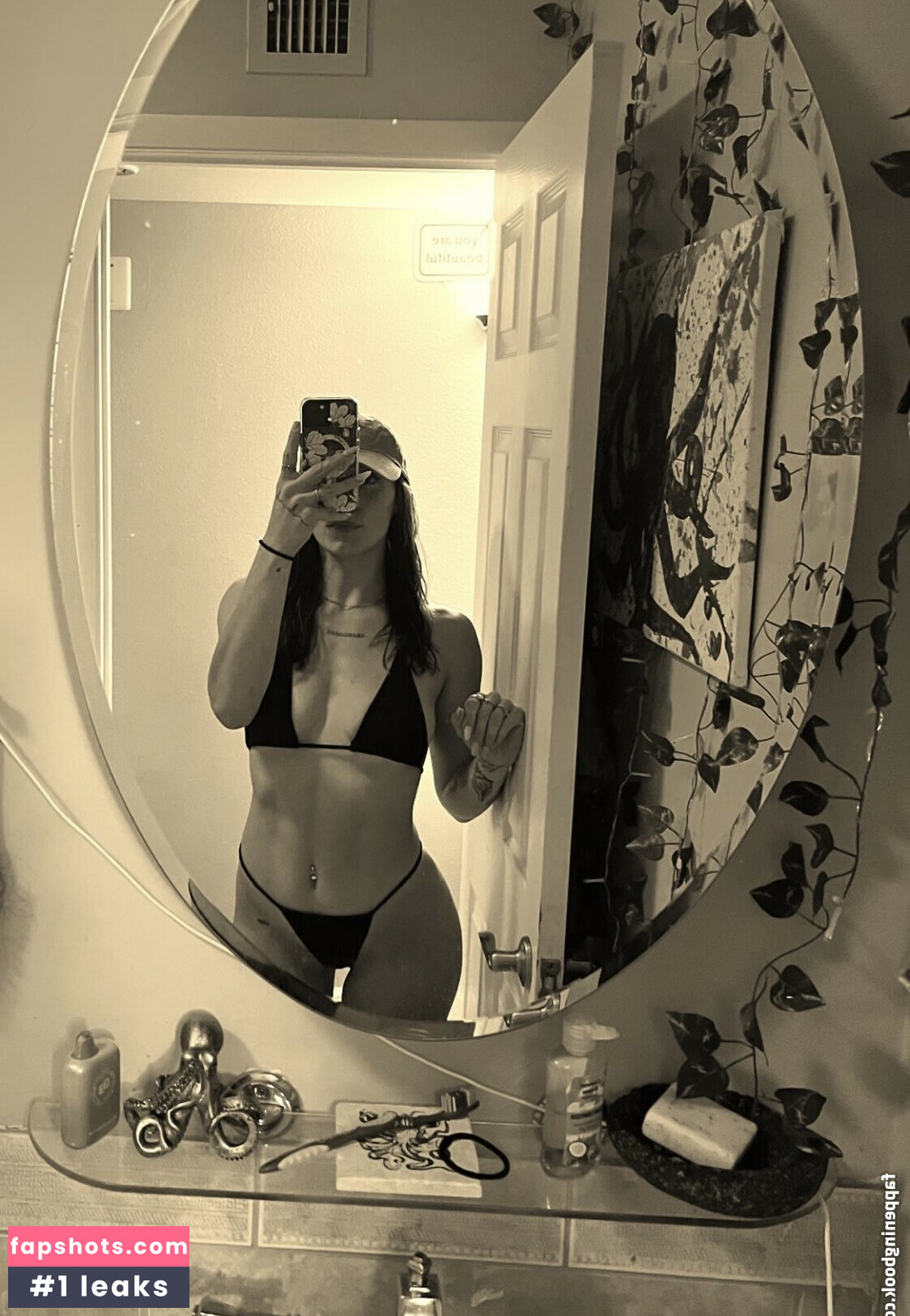 Stephanie Delman gallery photo #23