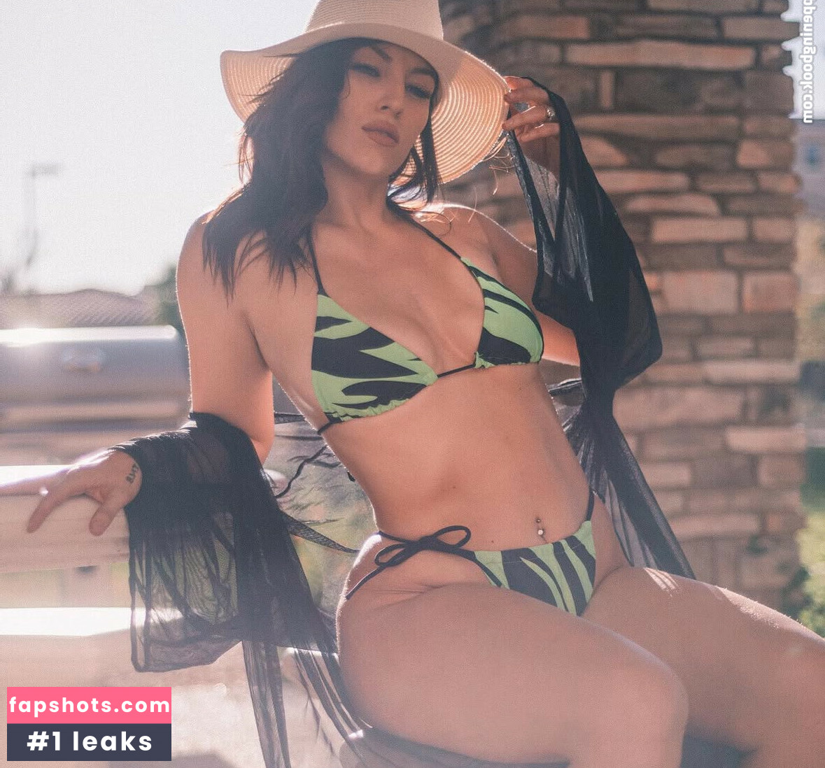 Stephanie Delman gallery photo #32