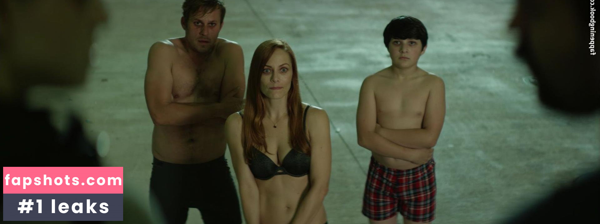 Stephanie Drapeau gallery photo #17