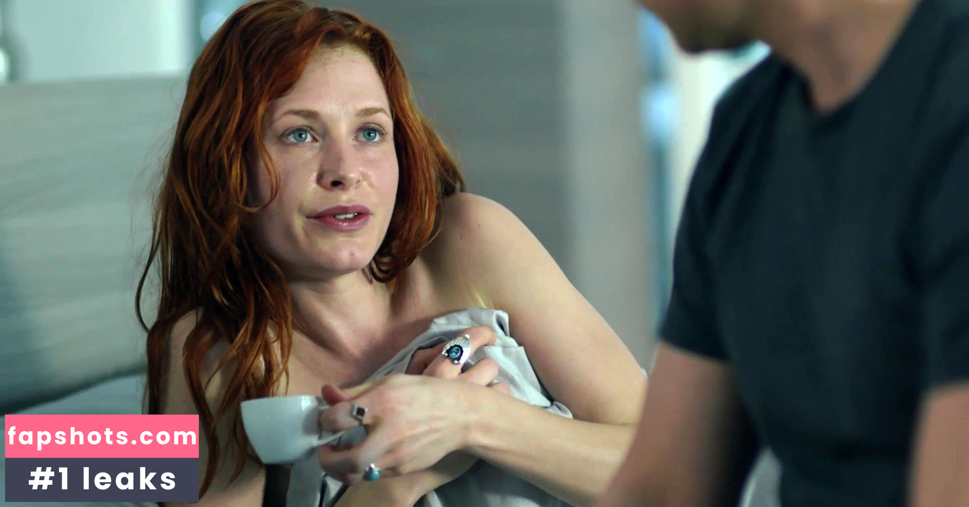 Stephanie Drapeau gallery photo #4