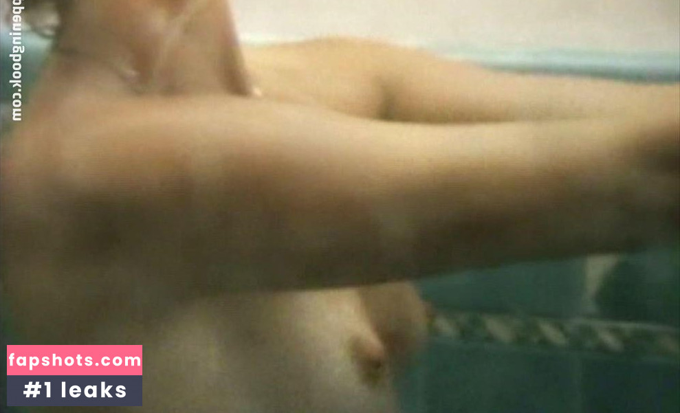 Stephanie Lawlor gallery photo #3