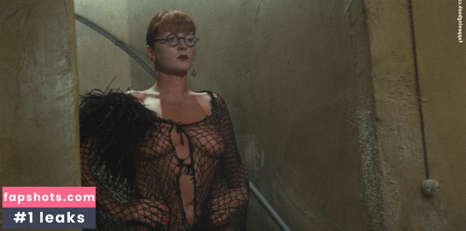 Stéphanie Loïk gallery photo #8