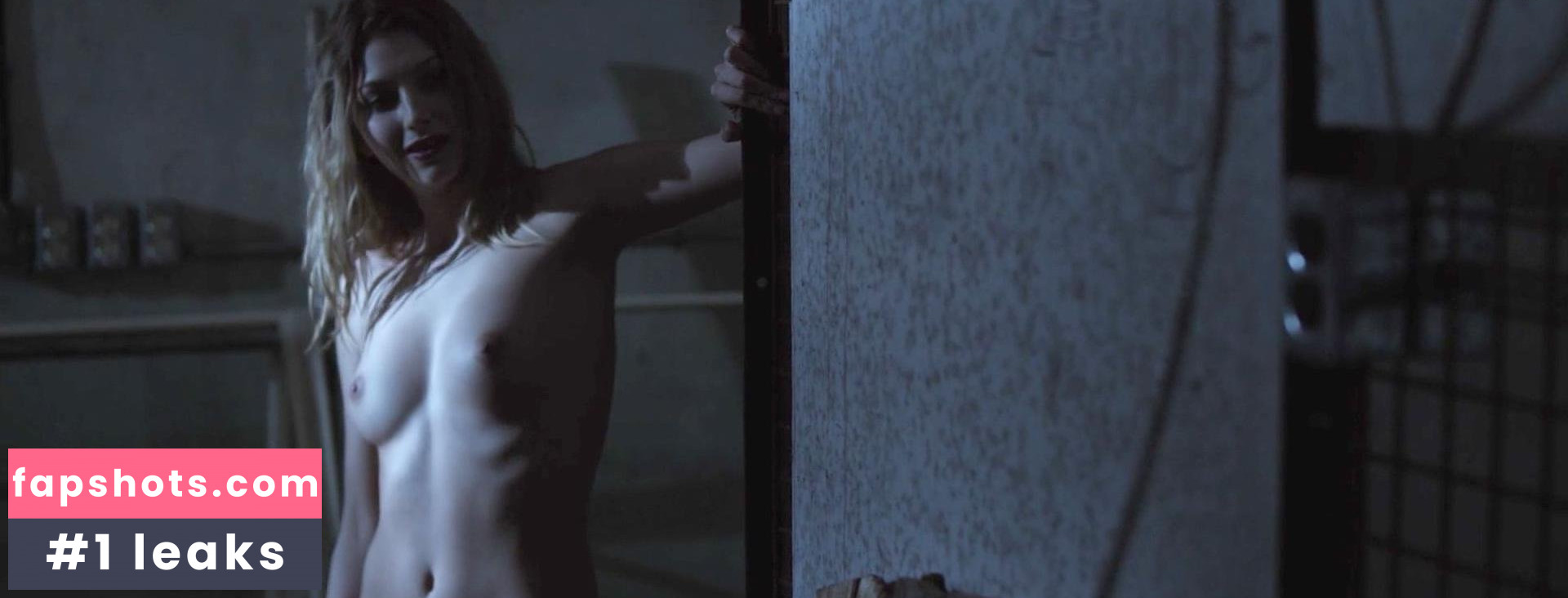 Stephanie Marie Capeling gallery photo #6