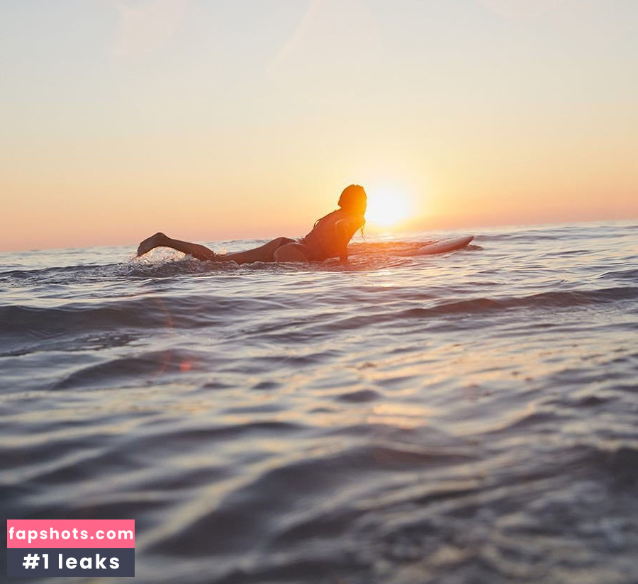 Stephanie Moore gallery photo #30