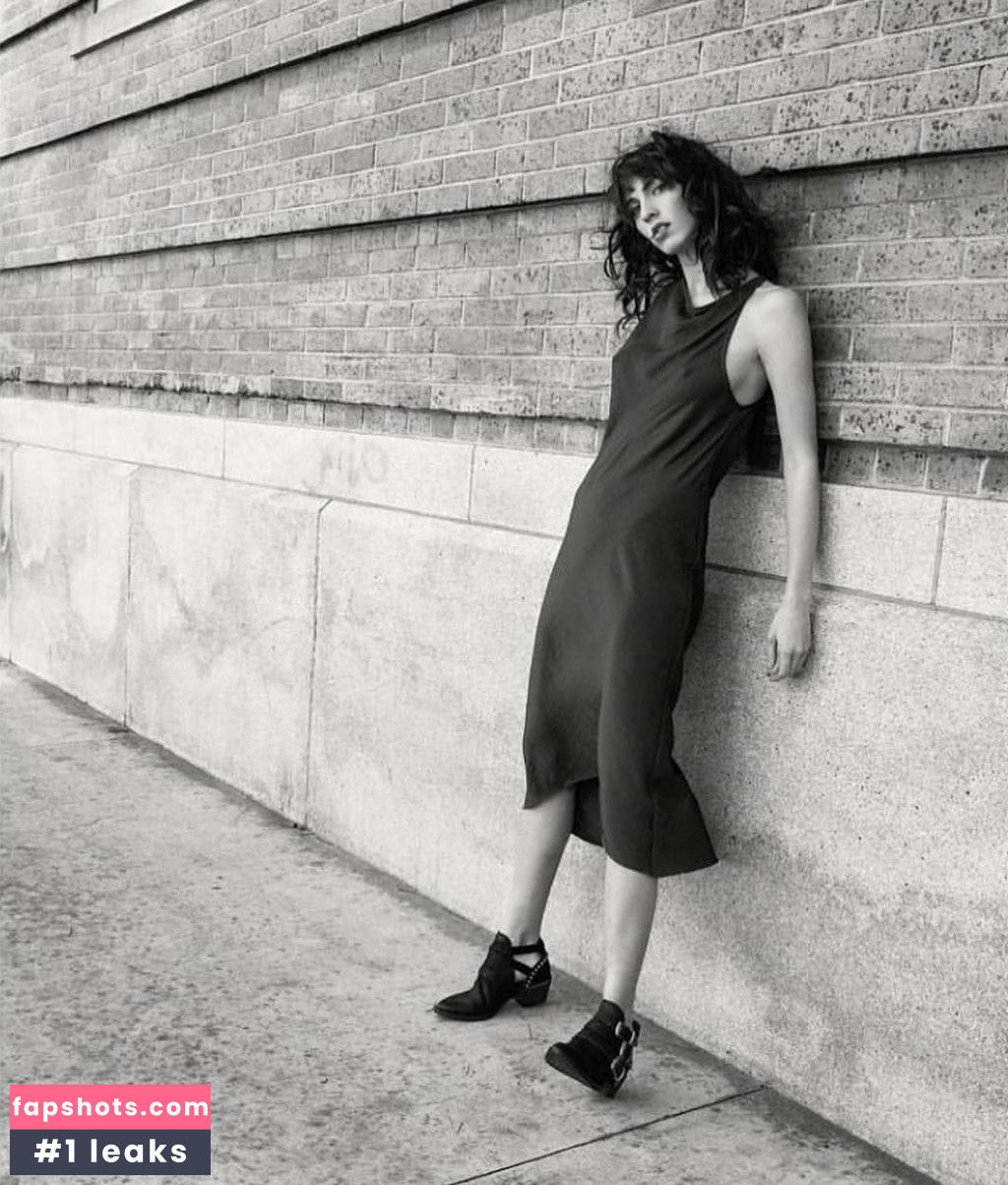 Stephanie Moore gallery photo #65