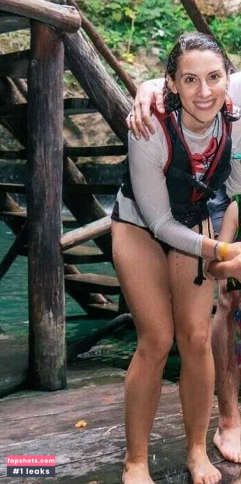 Stephanie Patrick nude babe gallery