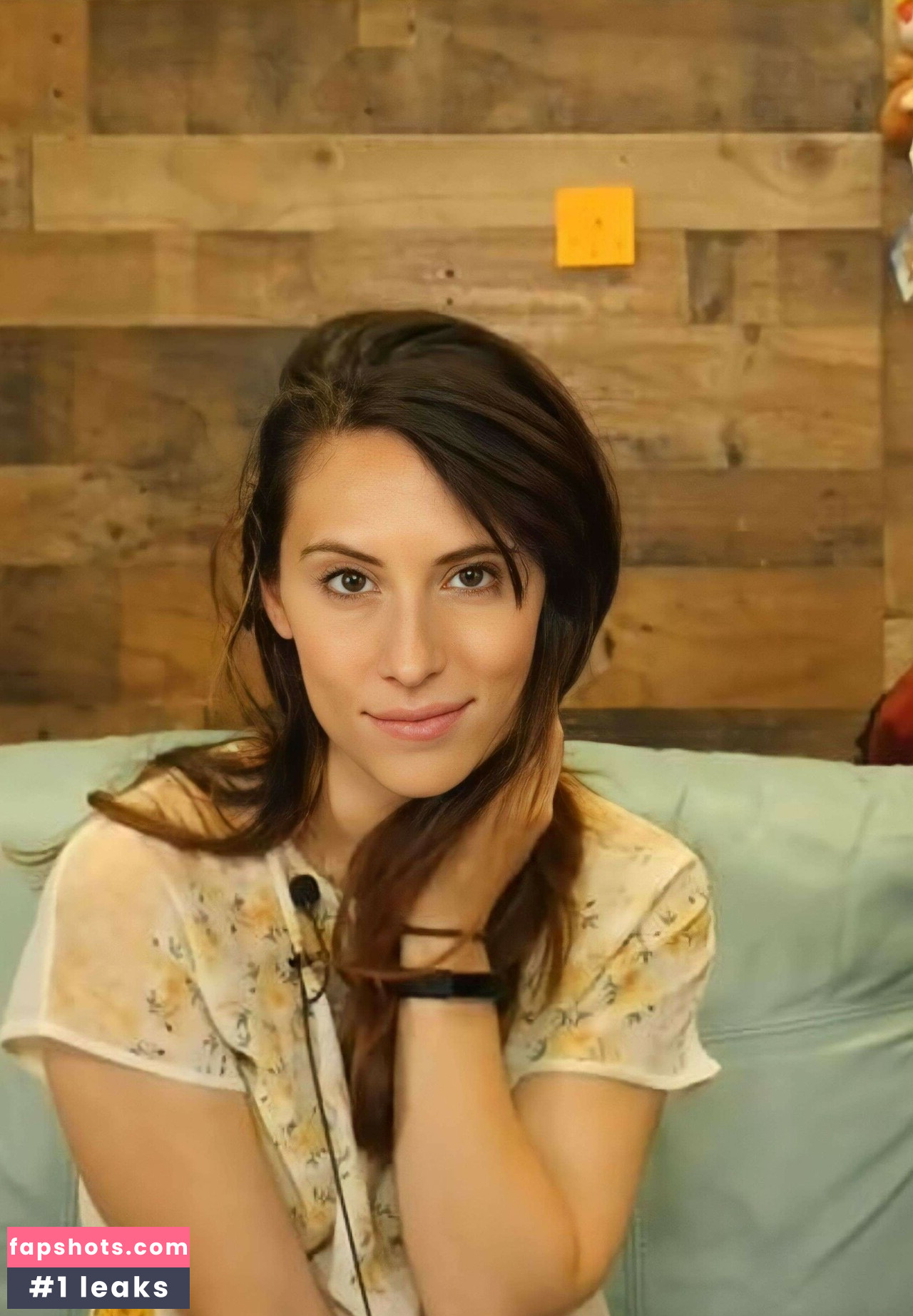 Stephanie Patrick gallery photo #7