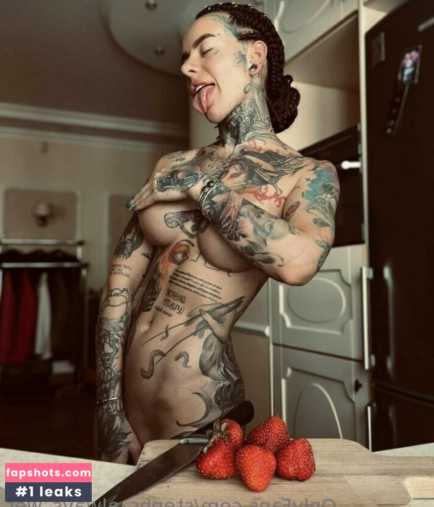 Stephanie Paul Nude Leaks OnlyFans Photos #3 - LeakJerk