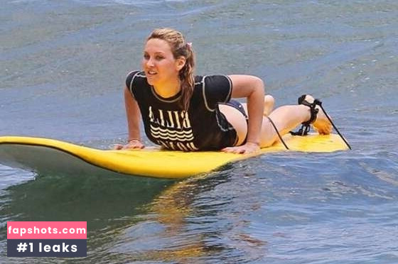 Stephanie Pratt gallery photo #4