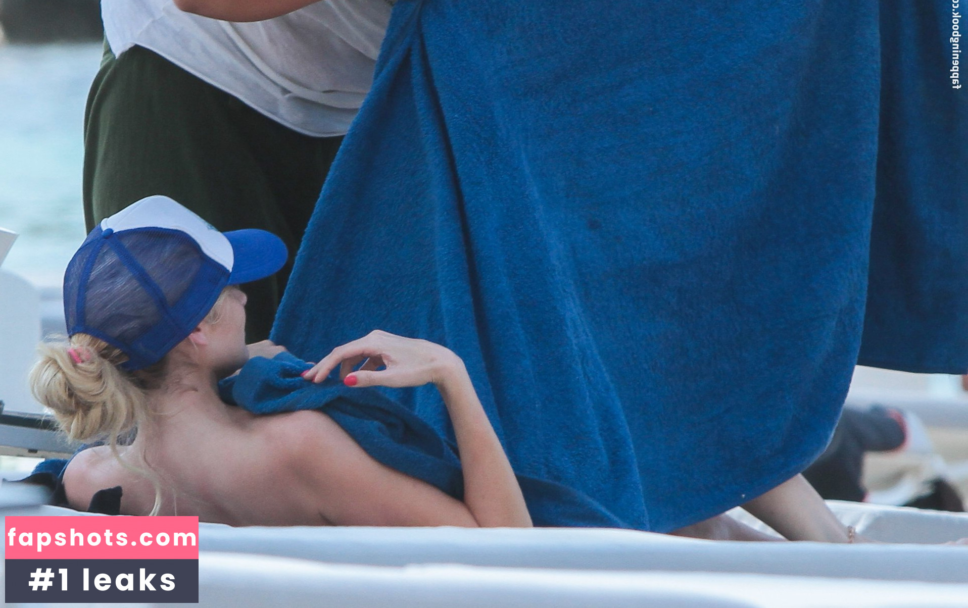 Stephanie Pratt gallery photo #57