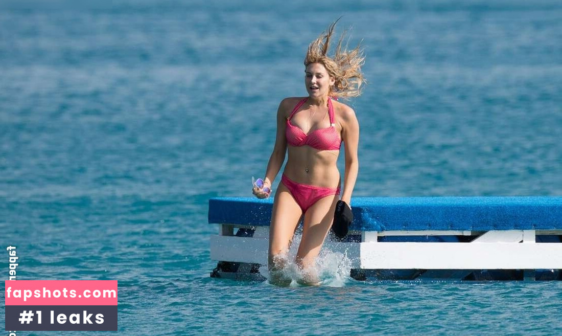 Stephanie Pratt gallery photo #8