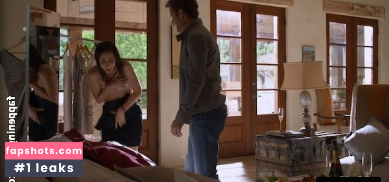 Stephanie Szostak gallery photo #23