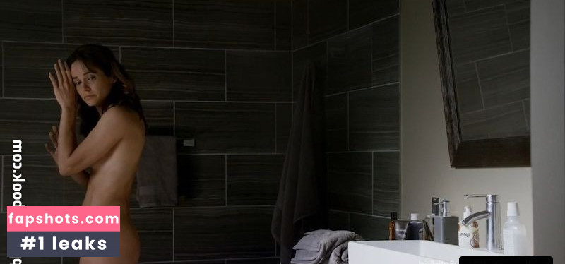 Stephanie Szostak gallery photo #27