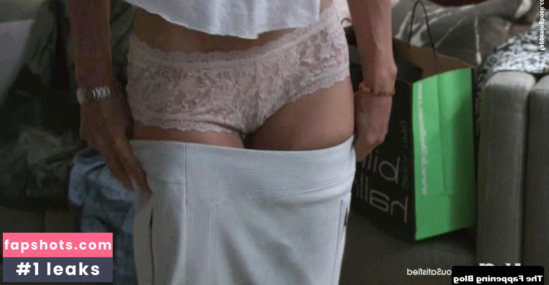 Stephanie Szostak gallery photo #70