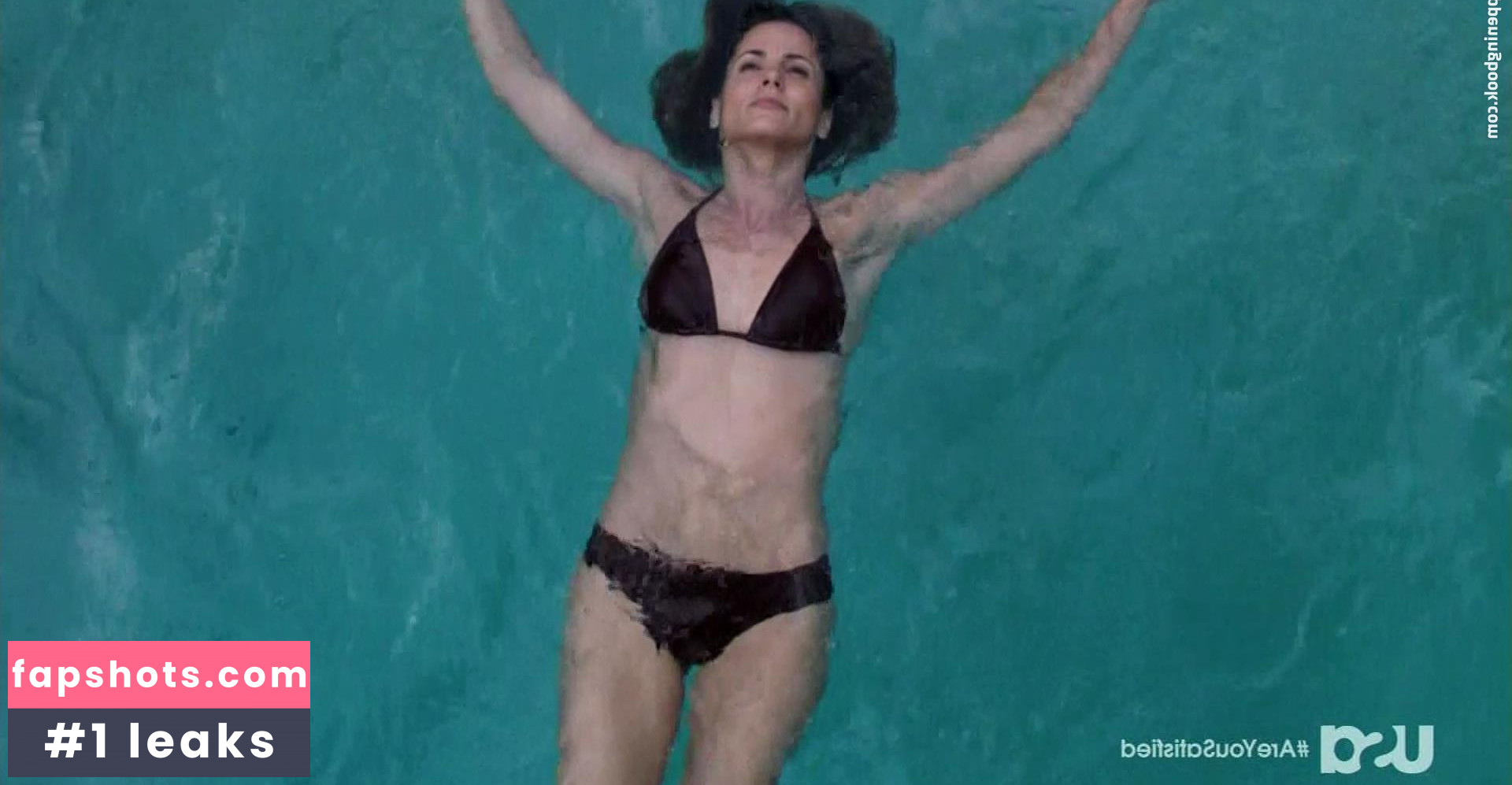 Stephanie Szostak gallery photo #81