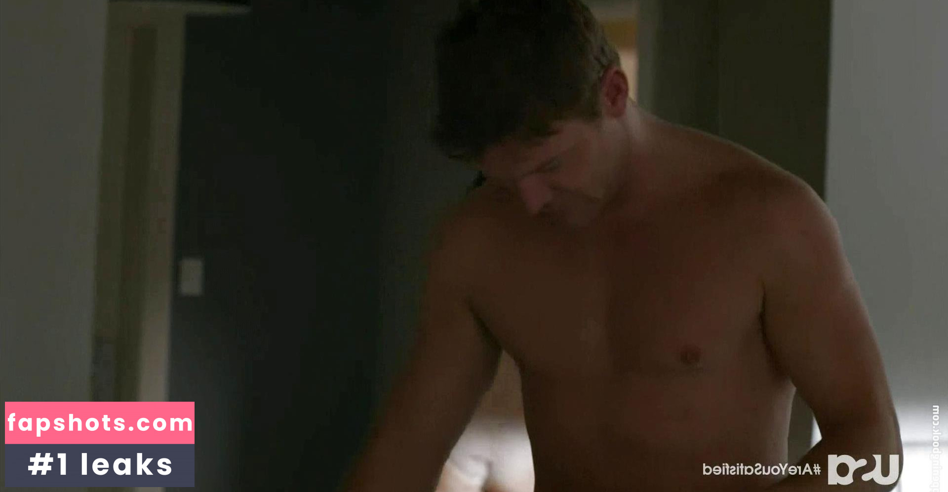 Stephanie Szostak gallery photo #83