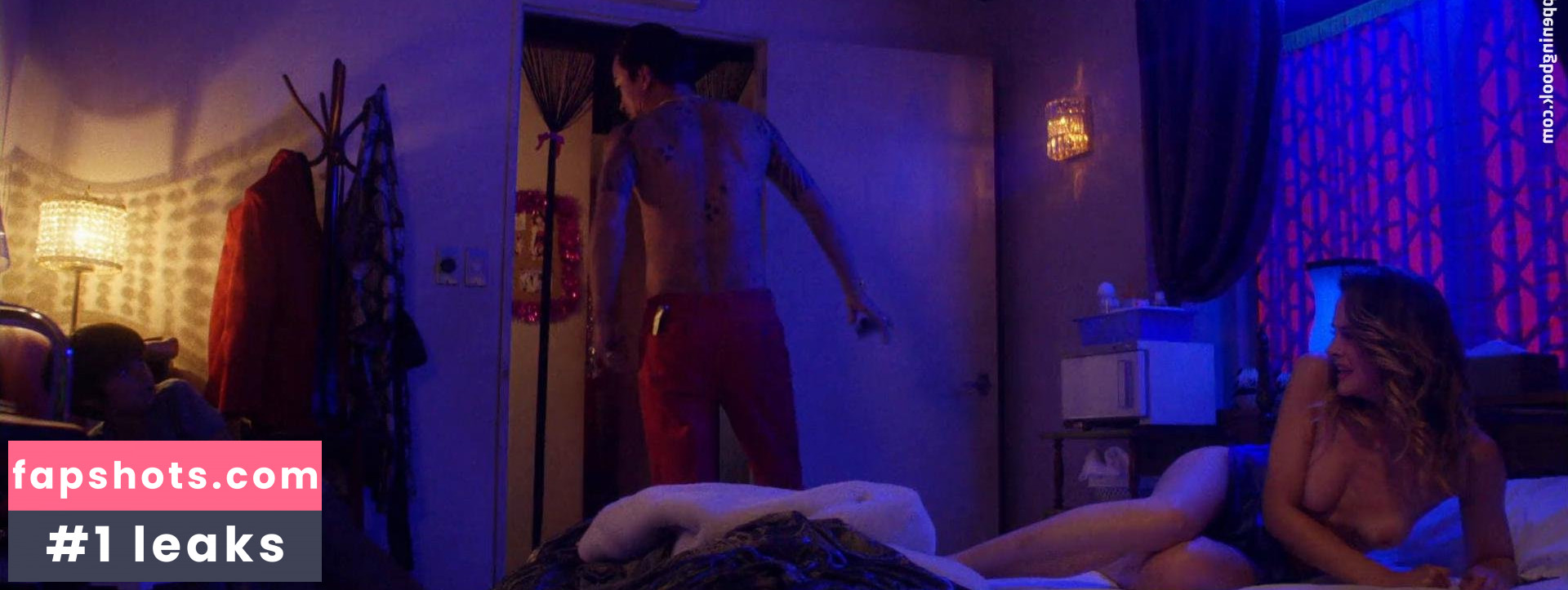 Stephanie Van Dyck gallery photo #3