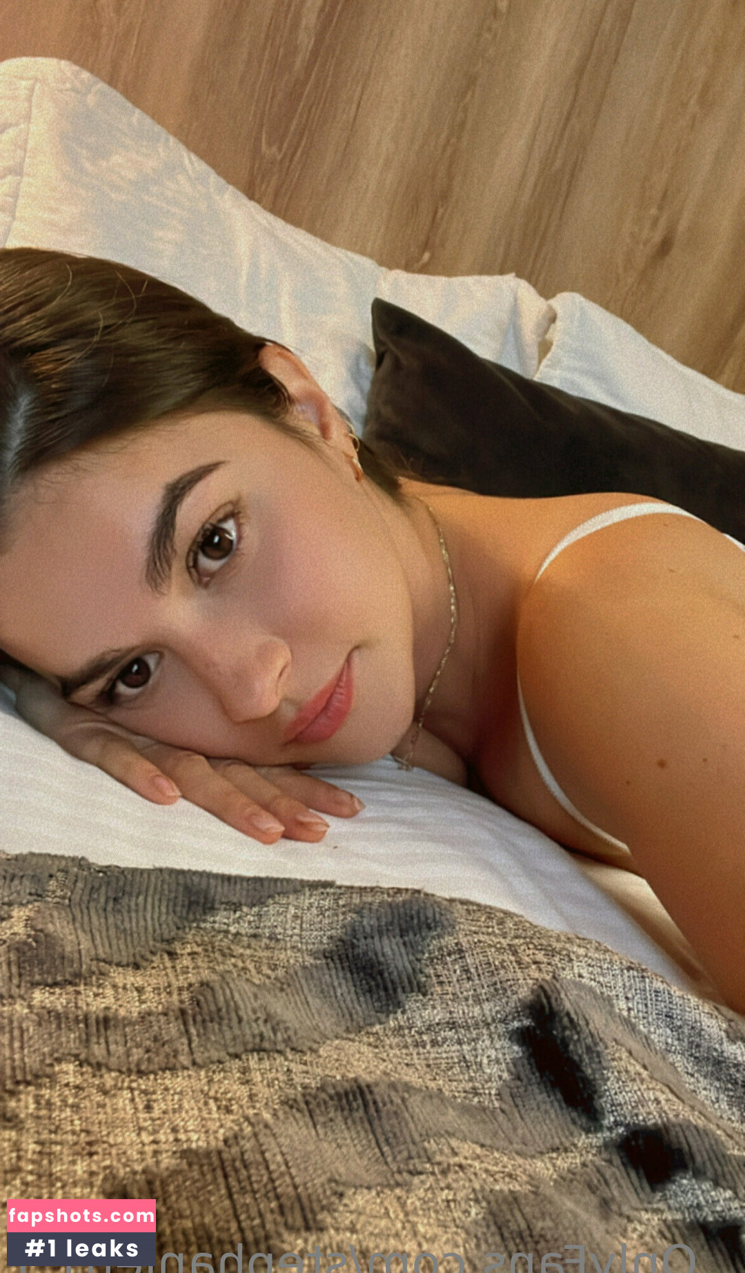 Stephanieh1.1 gallery photo #11