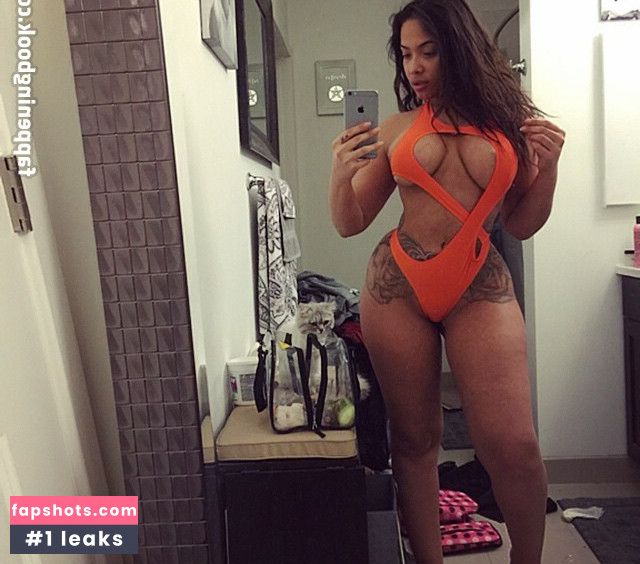 Stephaniesantiago gallery photo #17