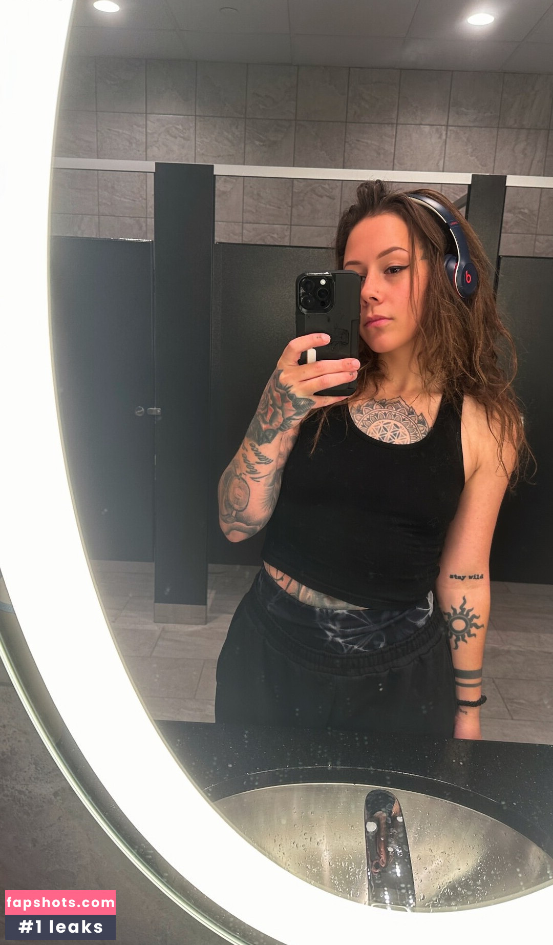 Stephilee gallery photo #12