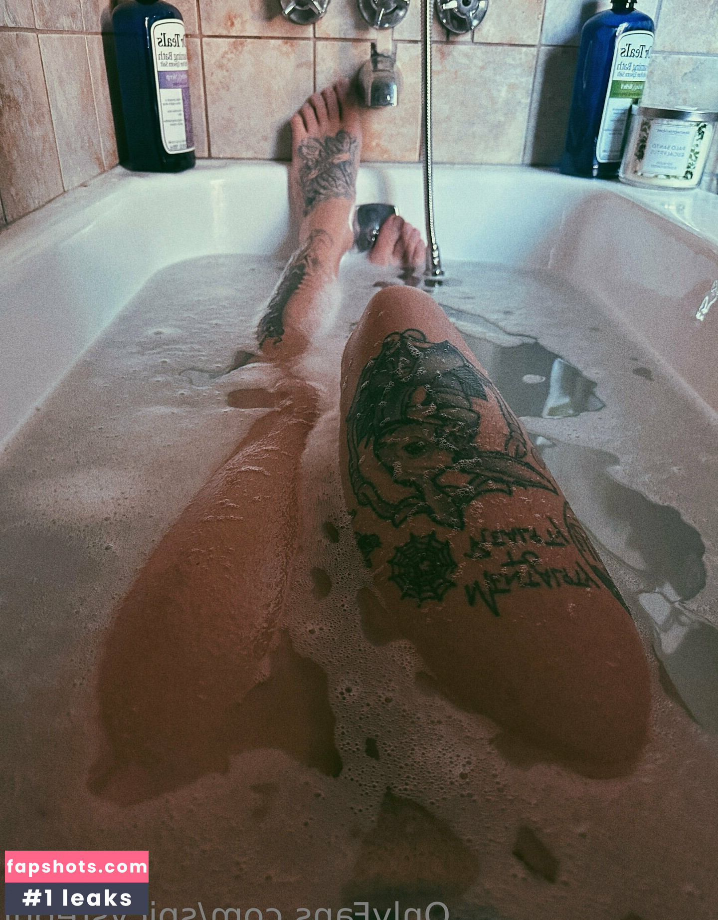 Stephilee gallery photo #17